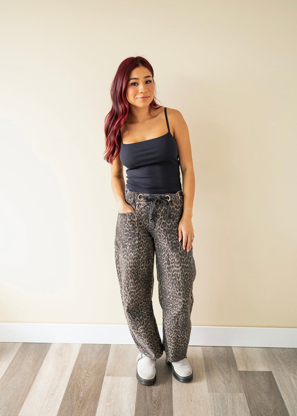 Vervet Wild Side Barrel Jeans